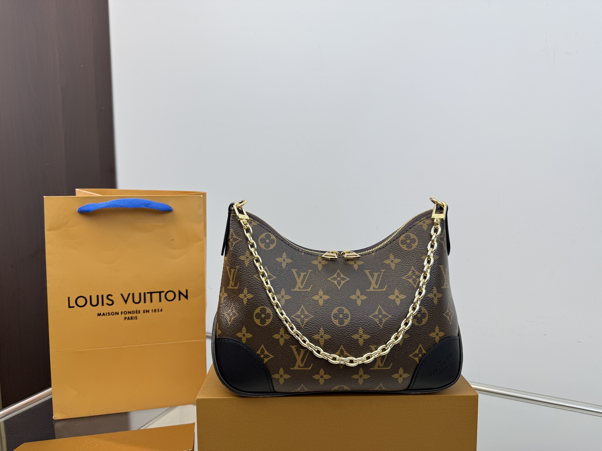 LV Classic Croissant Bag