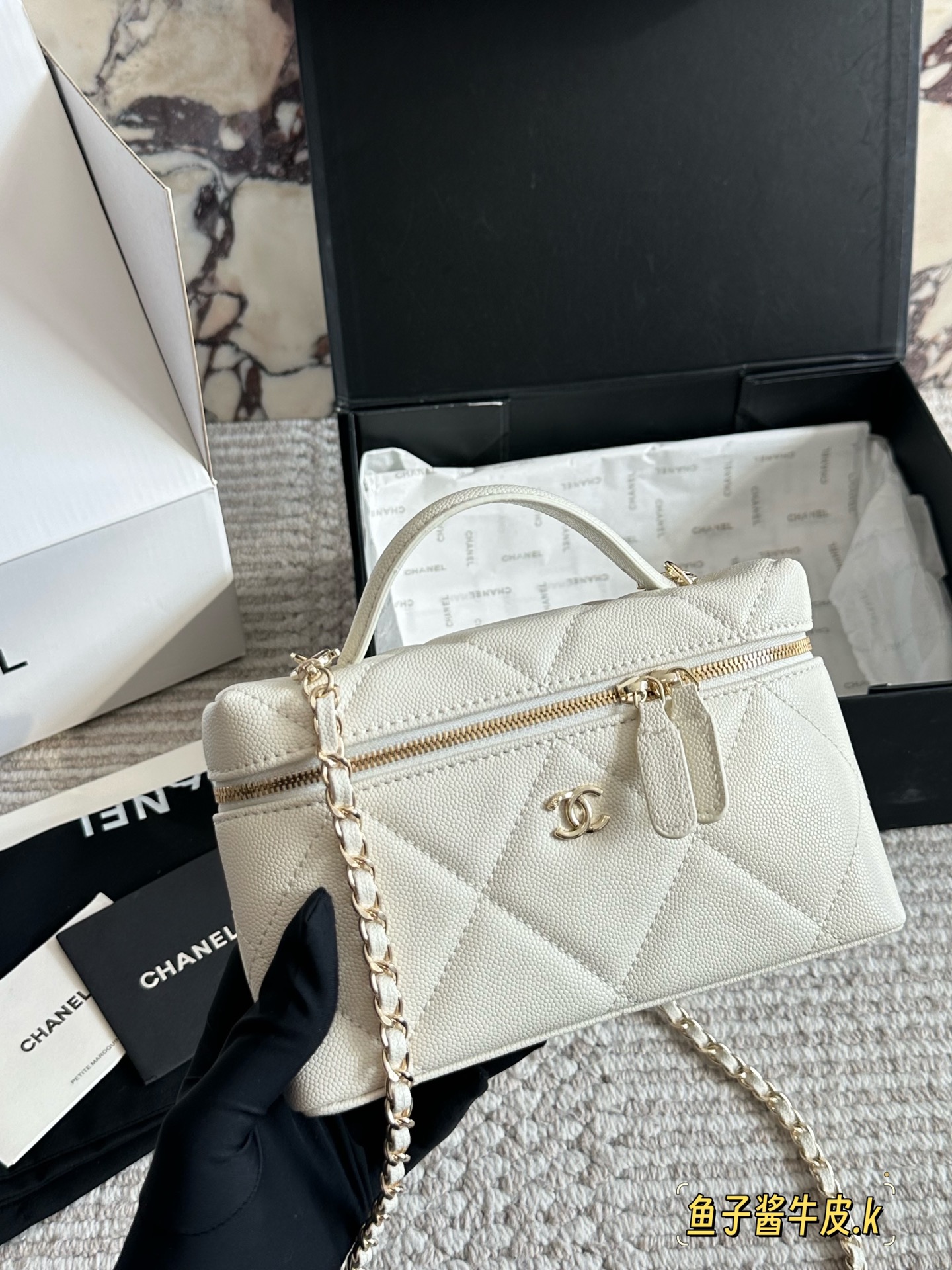 Chanel 25c box bag