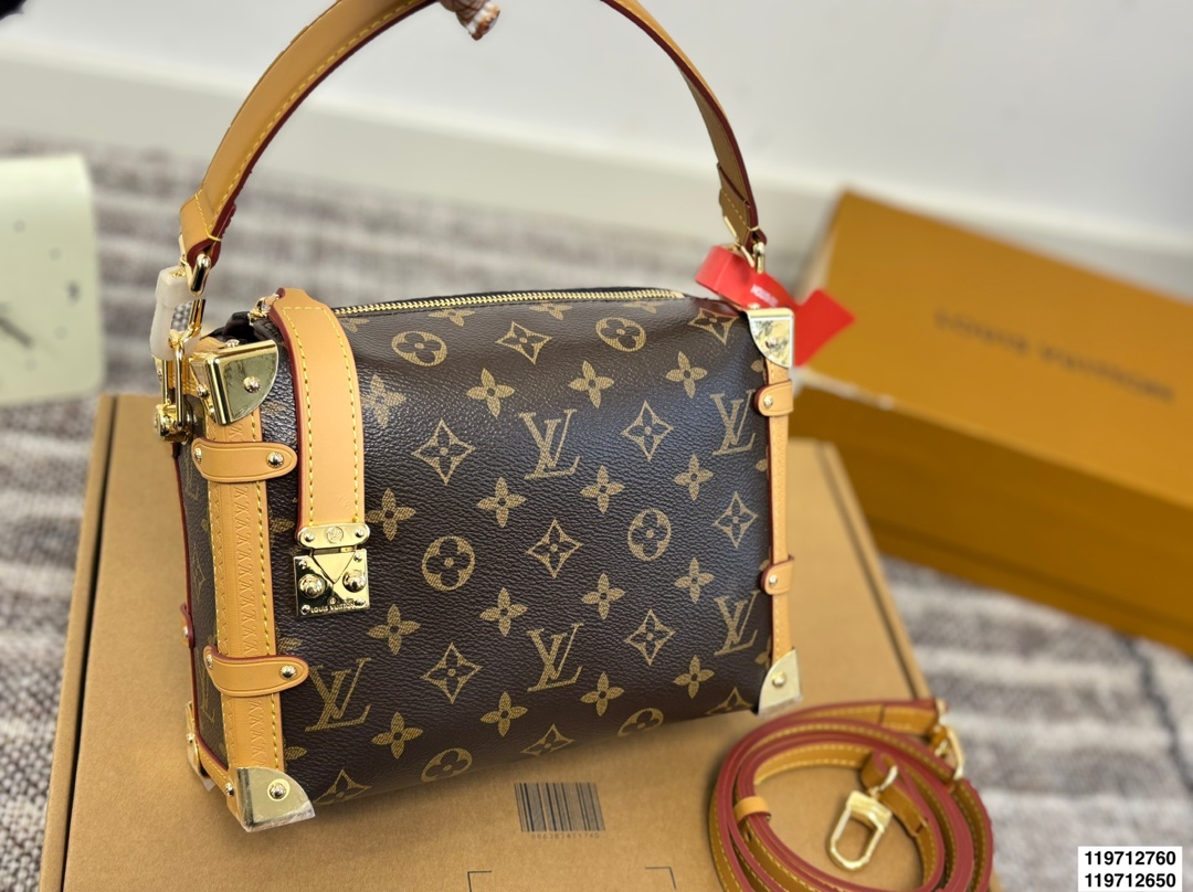LV runway box bag