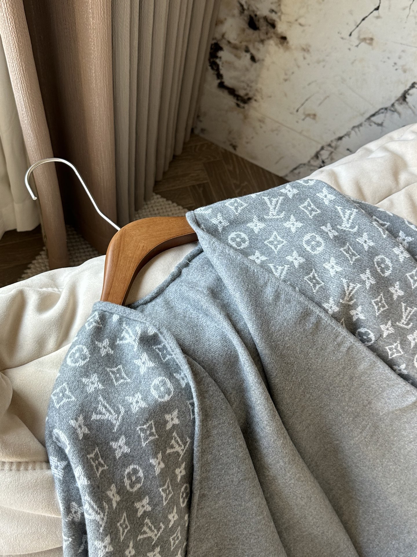 LV Double-Sided Jacquard Shawl