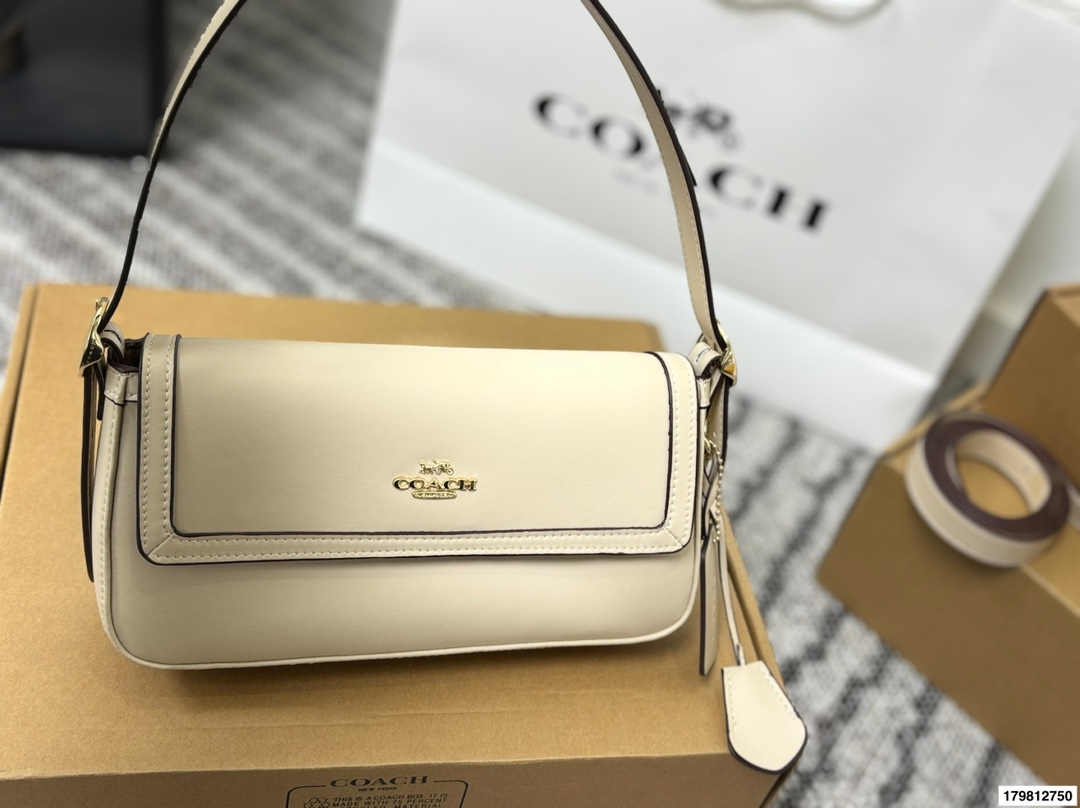 Coach shoulder bag