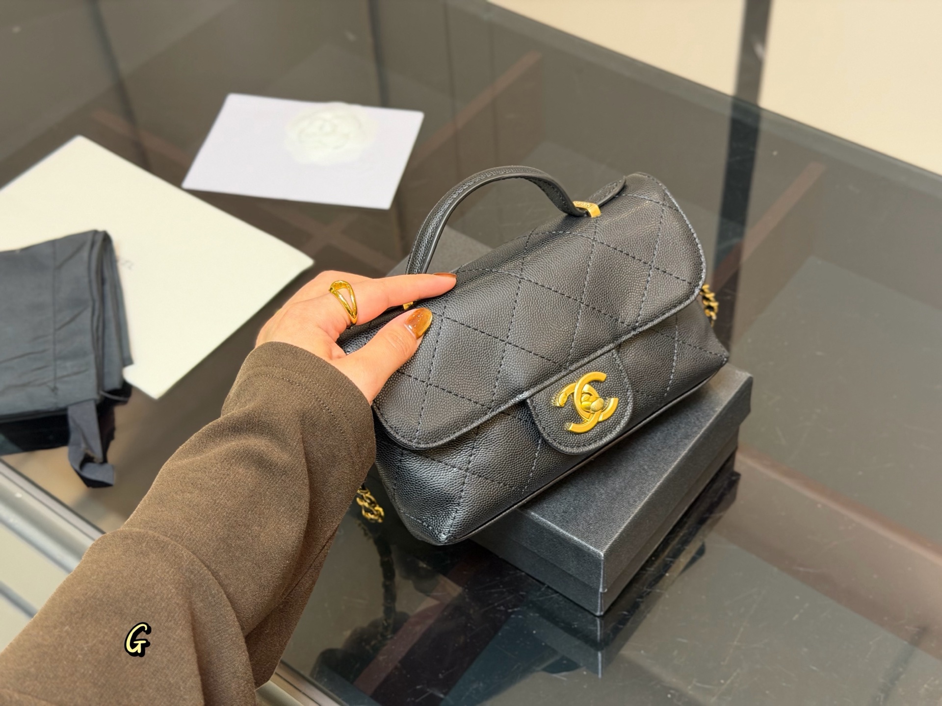 Chanel Winter 25k Chain Bag