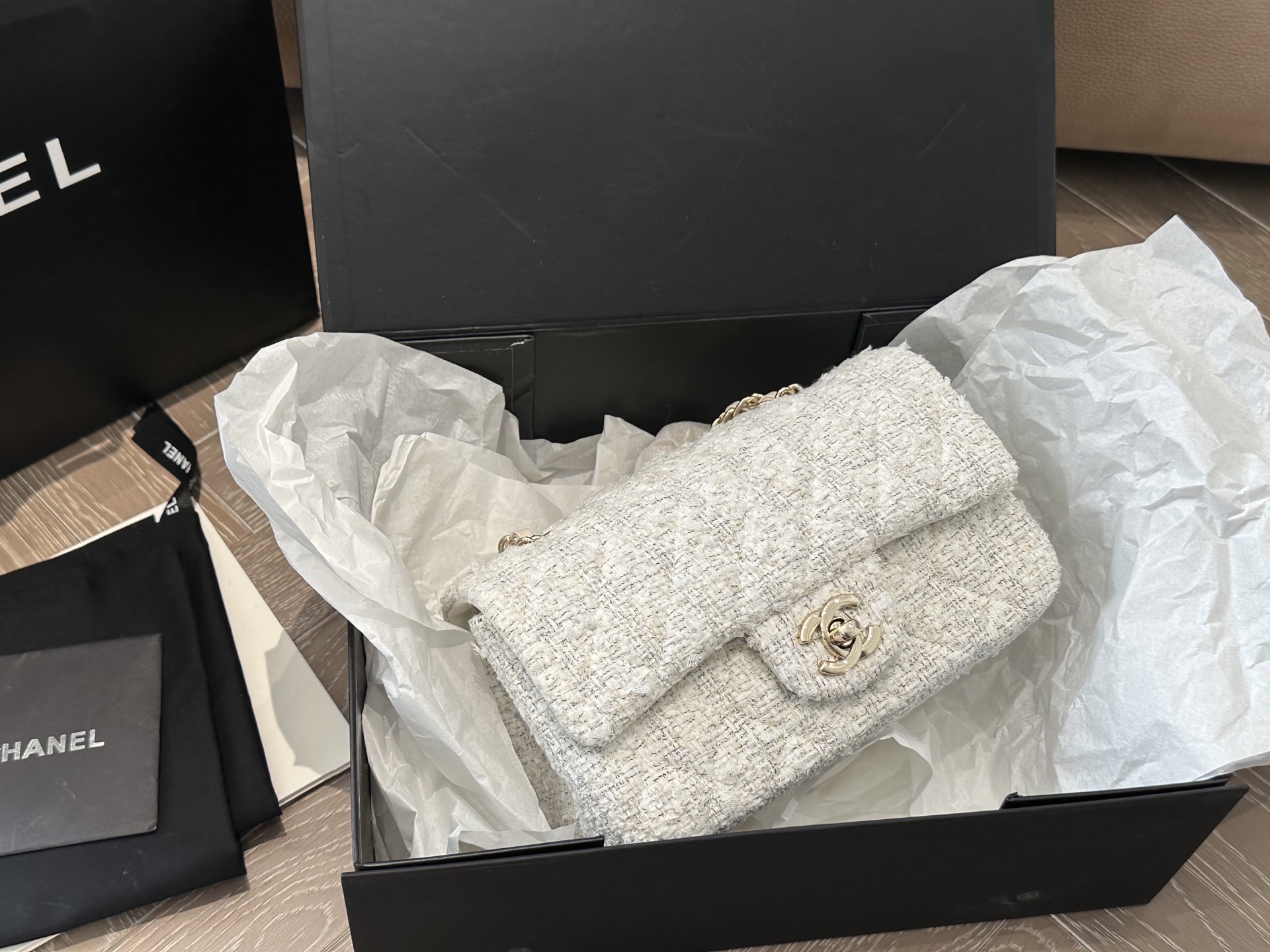 Chanel tweed CF bag