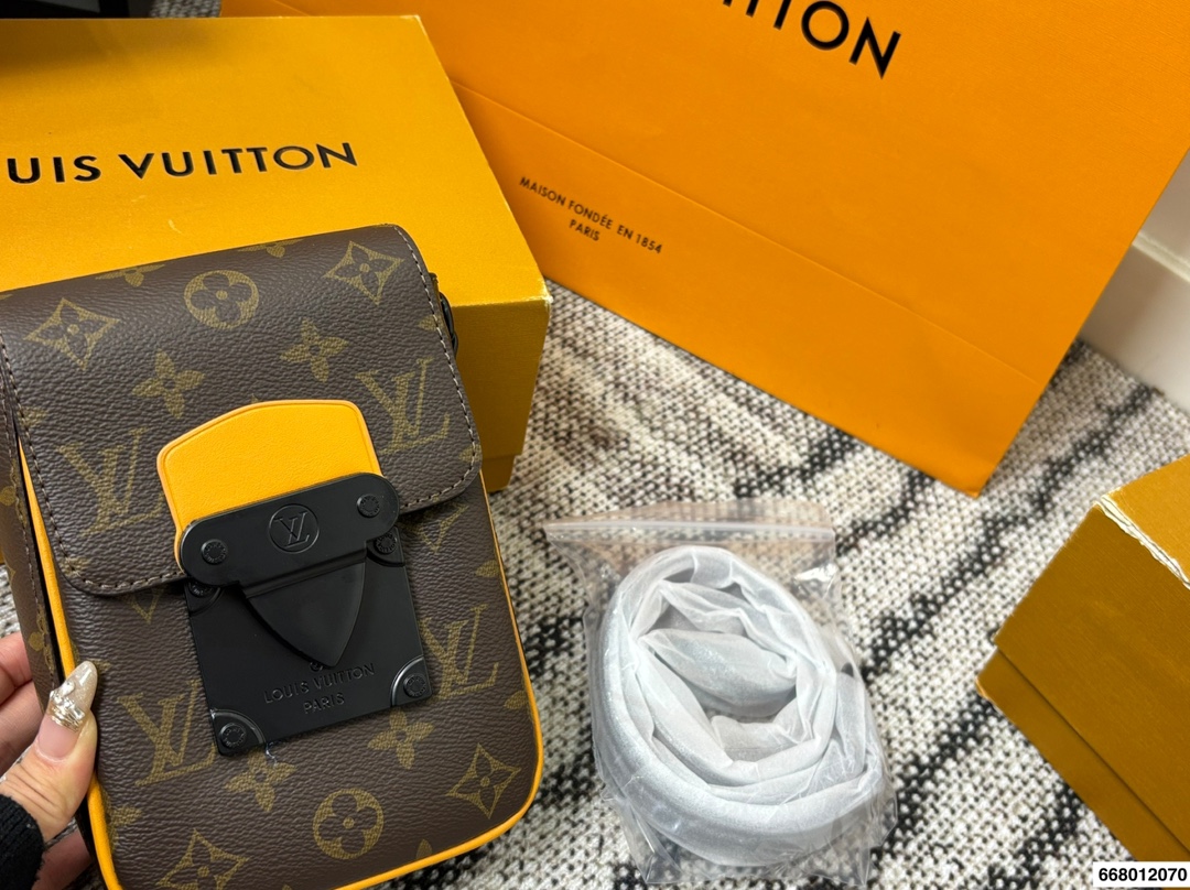 LV Slock Phone Bag