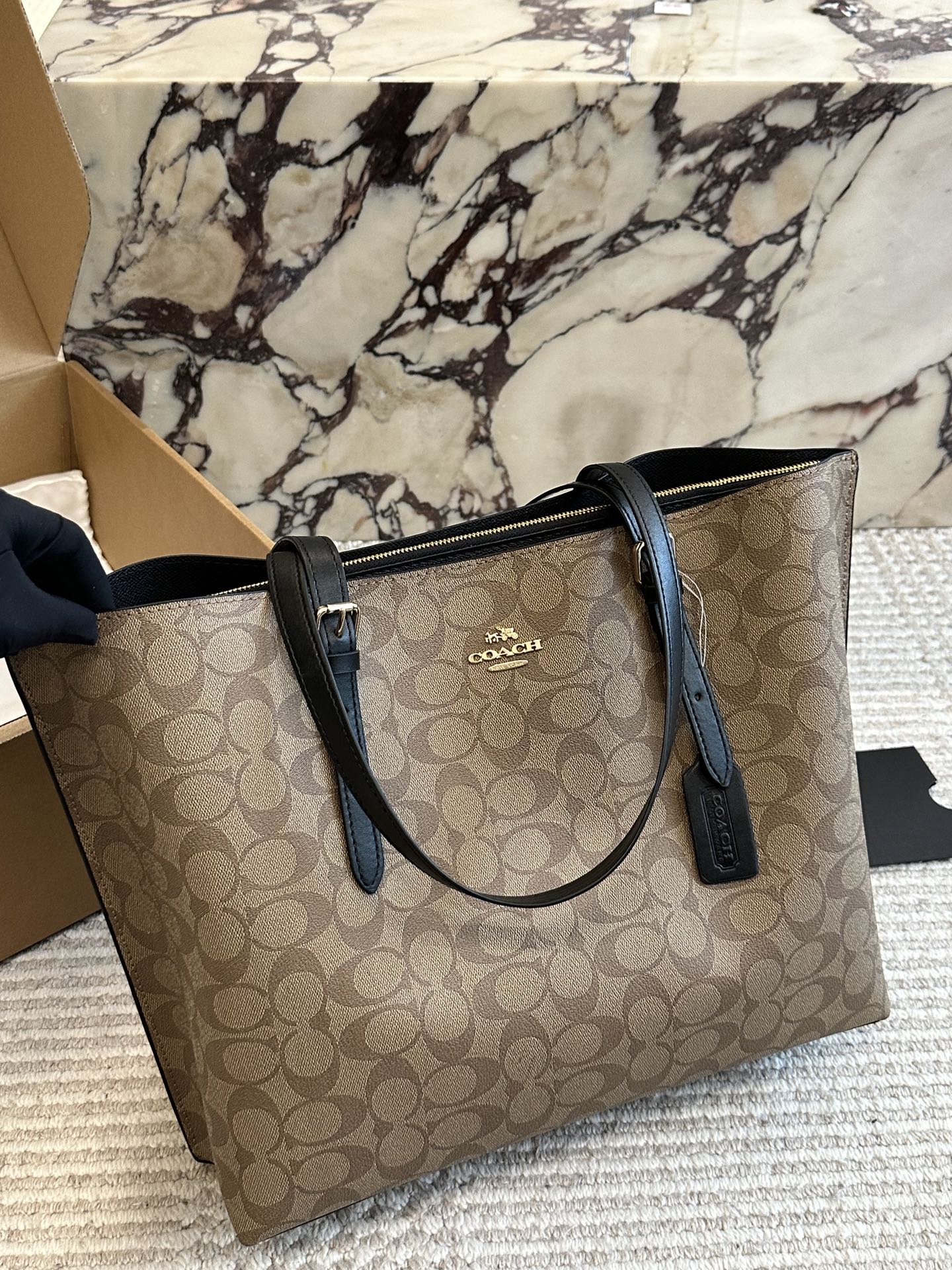 Coach classic logo tote bag