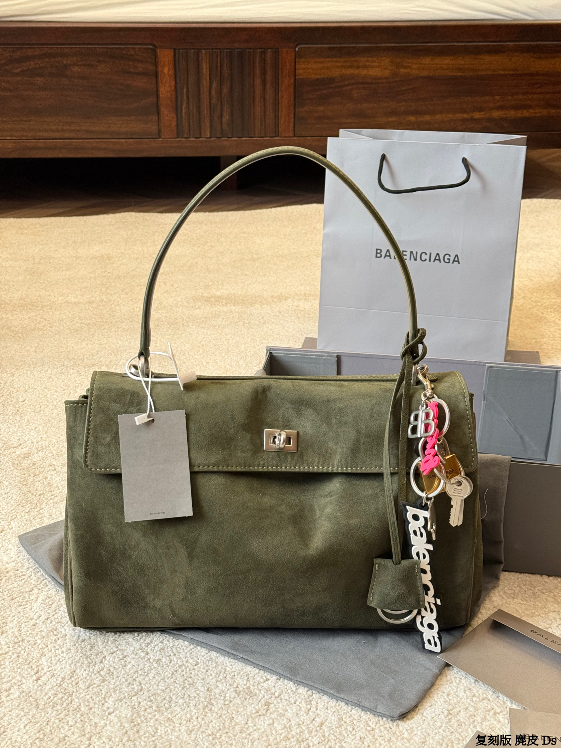 Balenciaga's new RODEO oversized bag