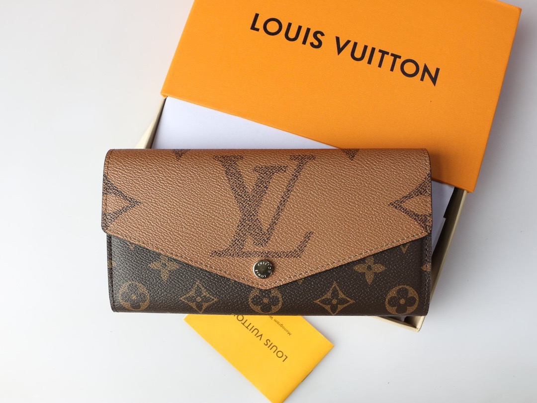 LV Sarah Wallet