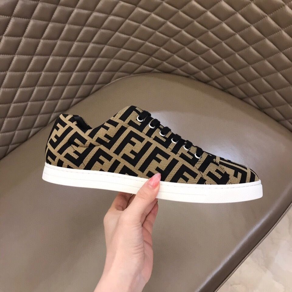 New Fashion Versatile Sneakers PD10041918