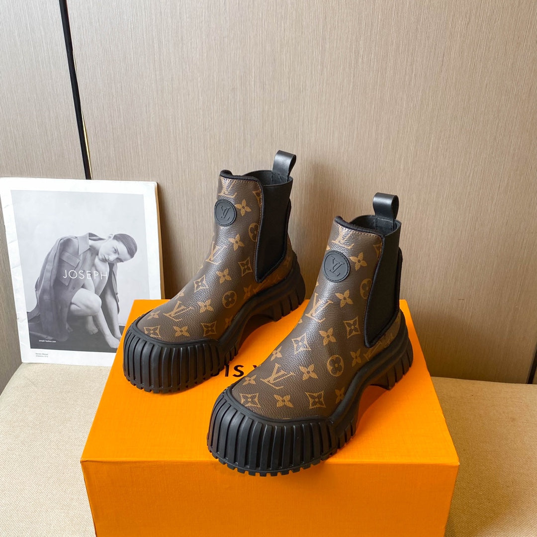 new fashion women's shoes versatile ankle boots