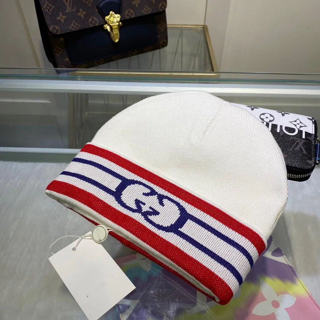 New hat winter letter wool hat all-match cold hat warm rolled edge knitted hat