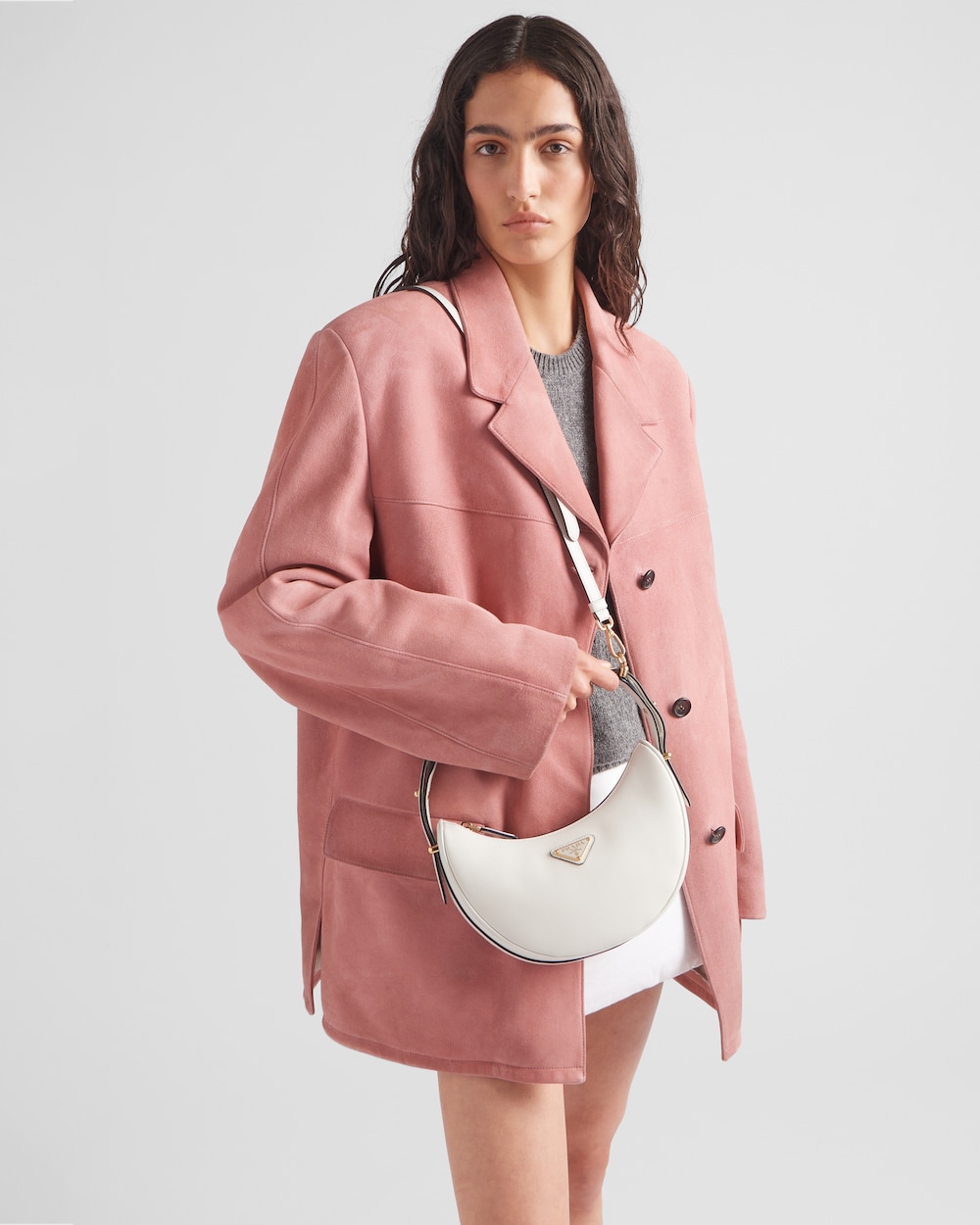 Arqué leather shoulder bag