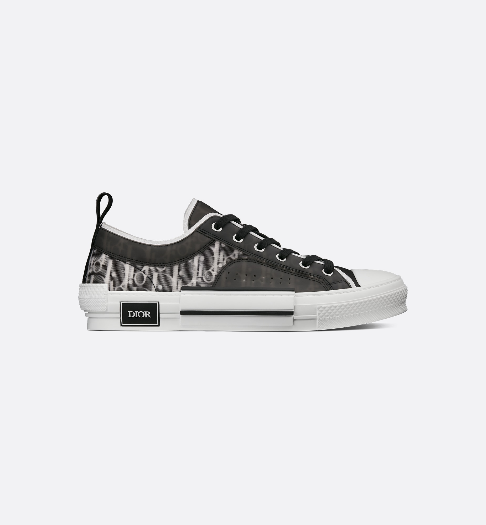 B23 Low-Top Sneaker