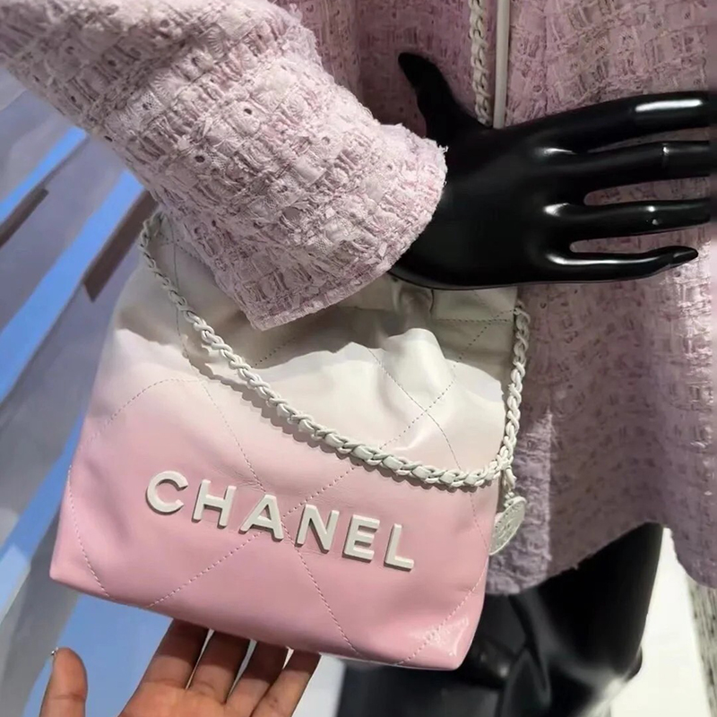 CH 22 MINI HANDBAG NY188