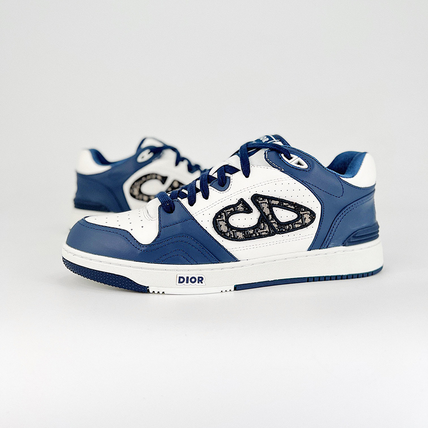 Low-top sneakers 951277
