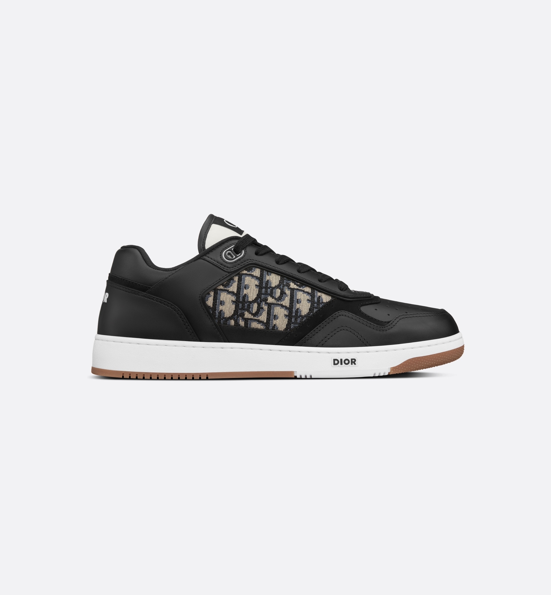B27 Low-Top Sneaker