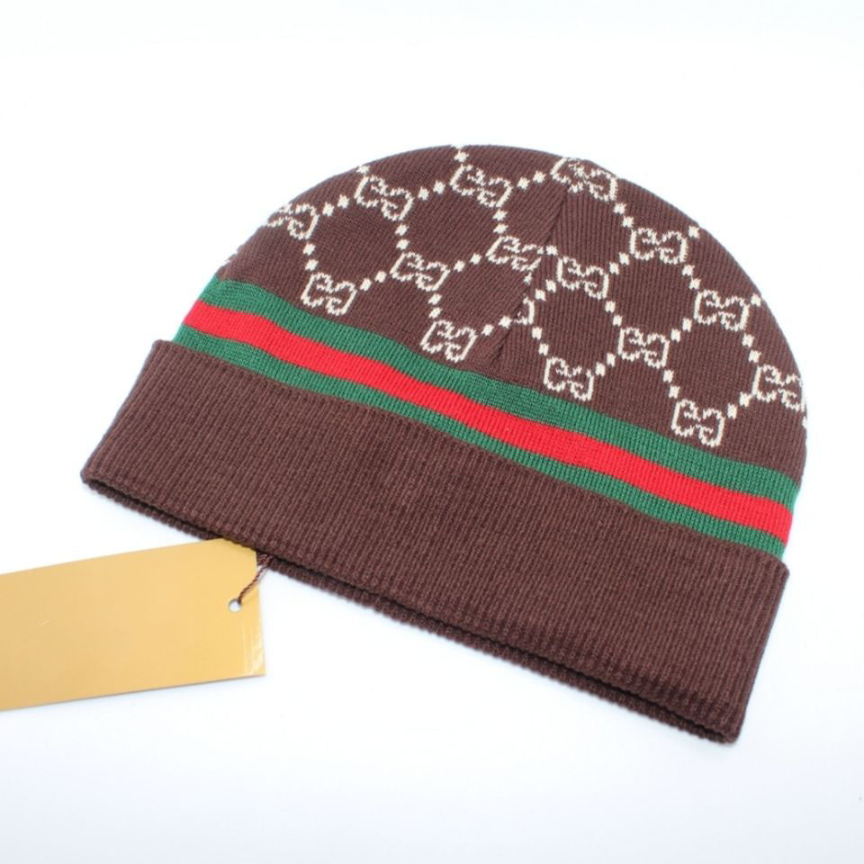 Alphabet trendy wool with the same pullover knitted hat