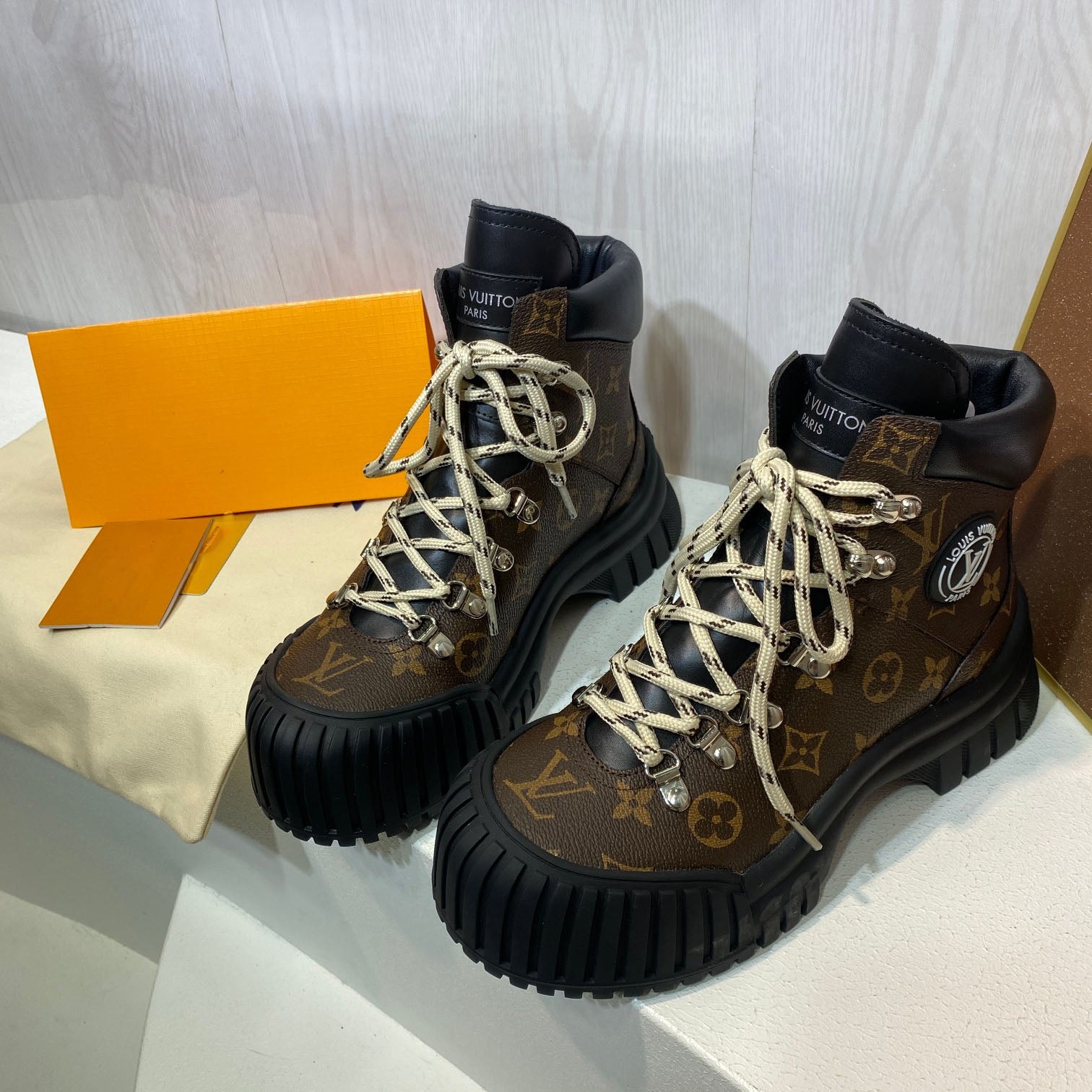 new fashion women's shoes versatile ankle boots S01