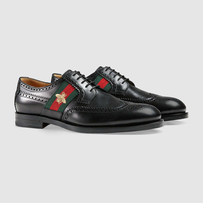 Lace-up dress shoes