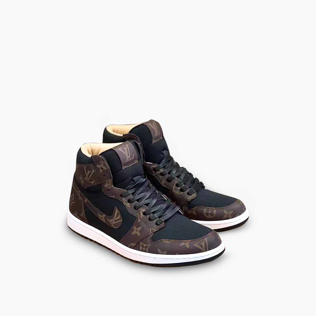 Men's Run Away Sneaker 24092003