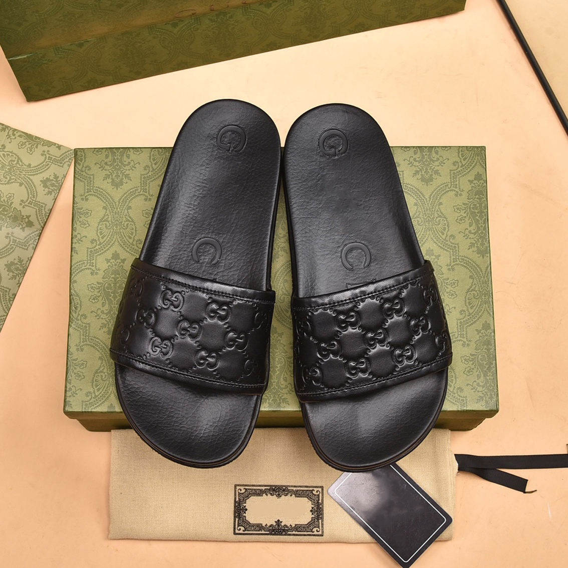 Luxury black all g pattern soft slipper sandals