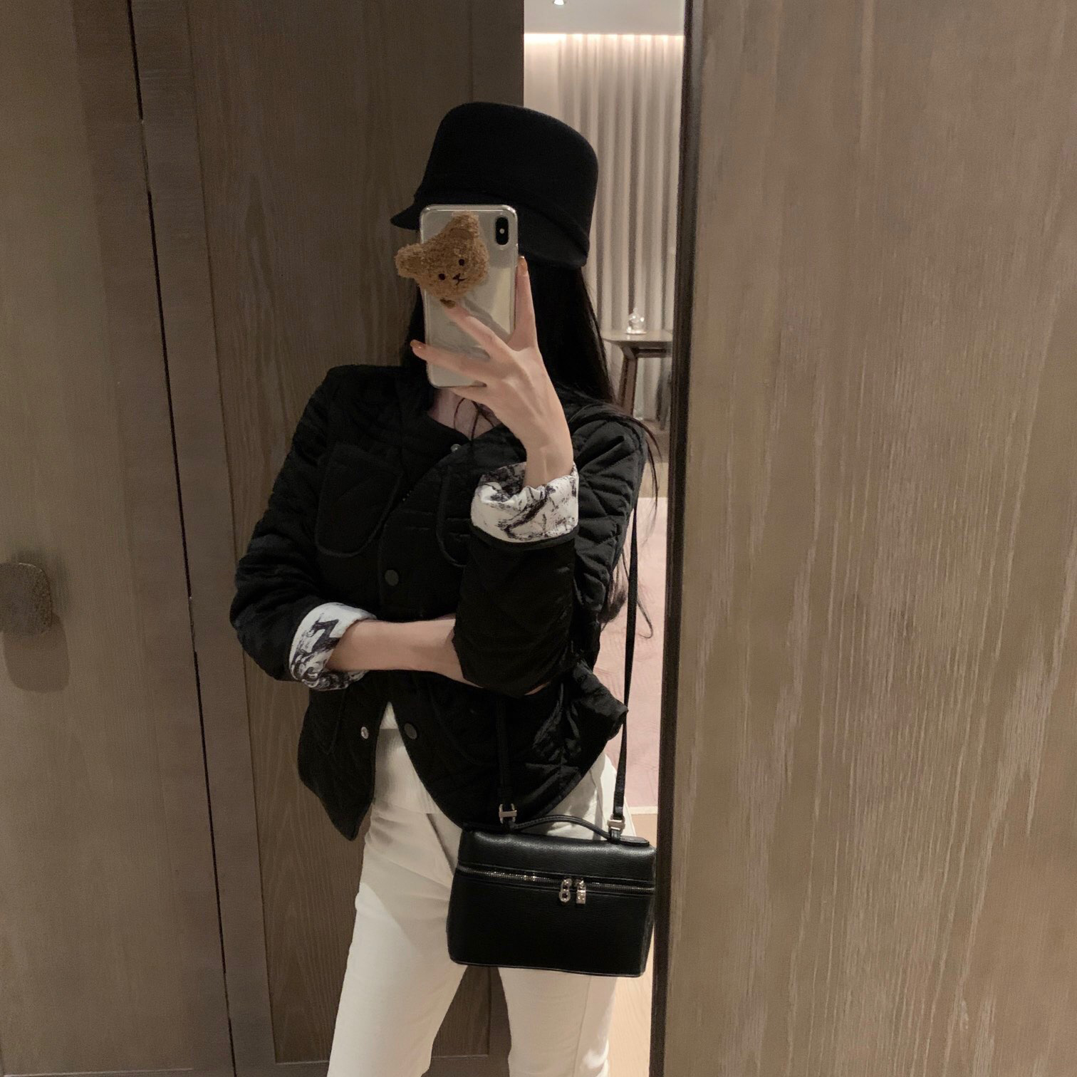 2023 Autumn and Winter New Fashion Zoo Design Versatile Black Jacket PD1423111404