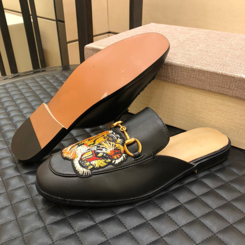 Men's Classic Lightweight Rubber Flexible Half Slippers-1