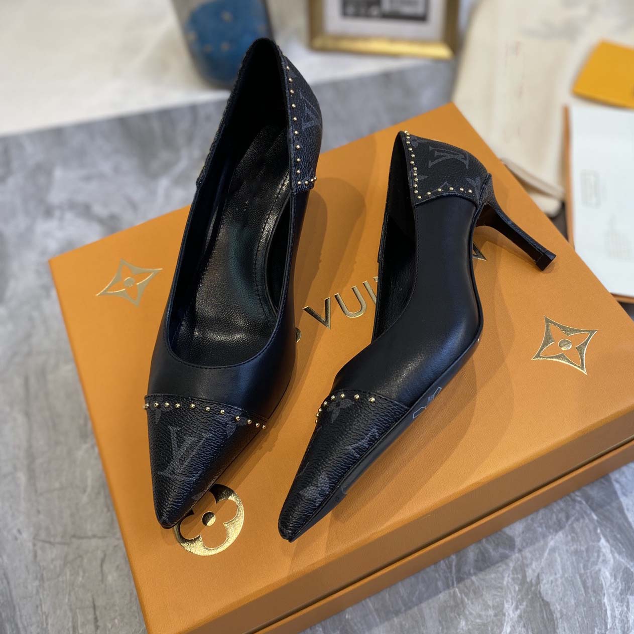 23 Ladies fashion luxury high heels XC052203