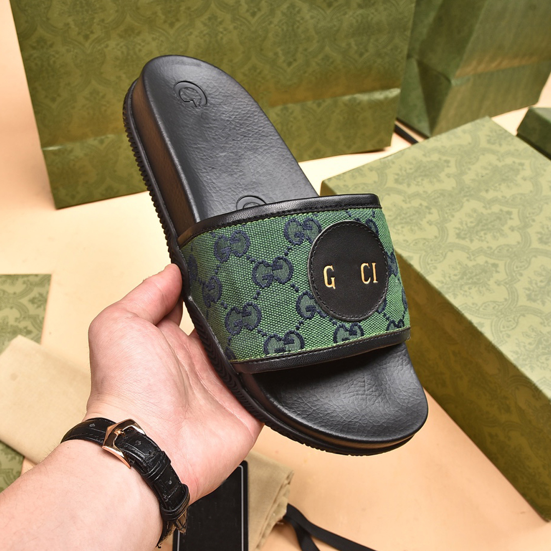 Luxury g pattern soft slipper sandals