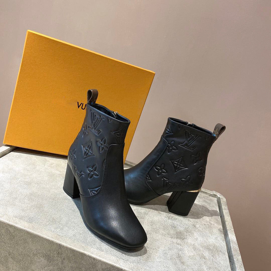 New fashion high-heeled all-match ankle boots S04