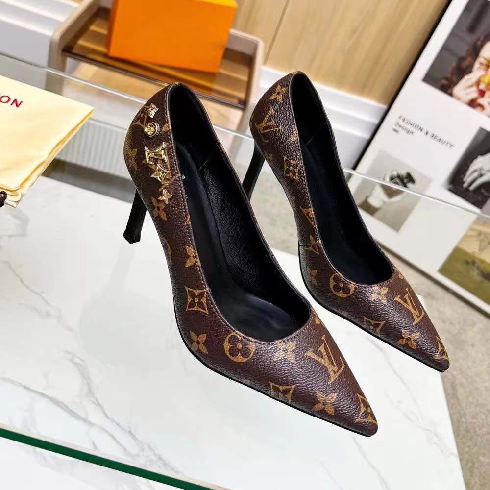 New Classic Pointed Toe Leather Shoes 9.5CM High Heels