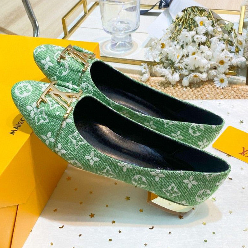 New versatile shallow cut shoes PD10051803