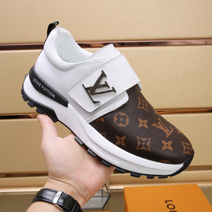 V-print Velcro sneakers XC07070601