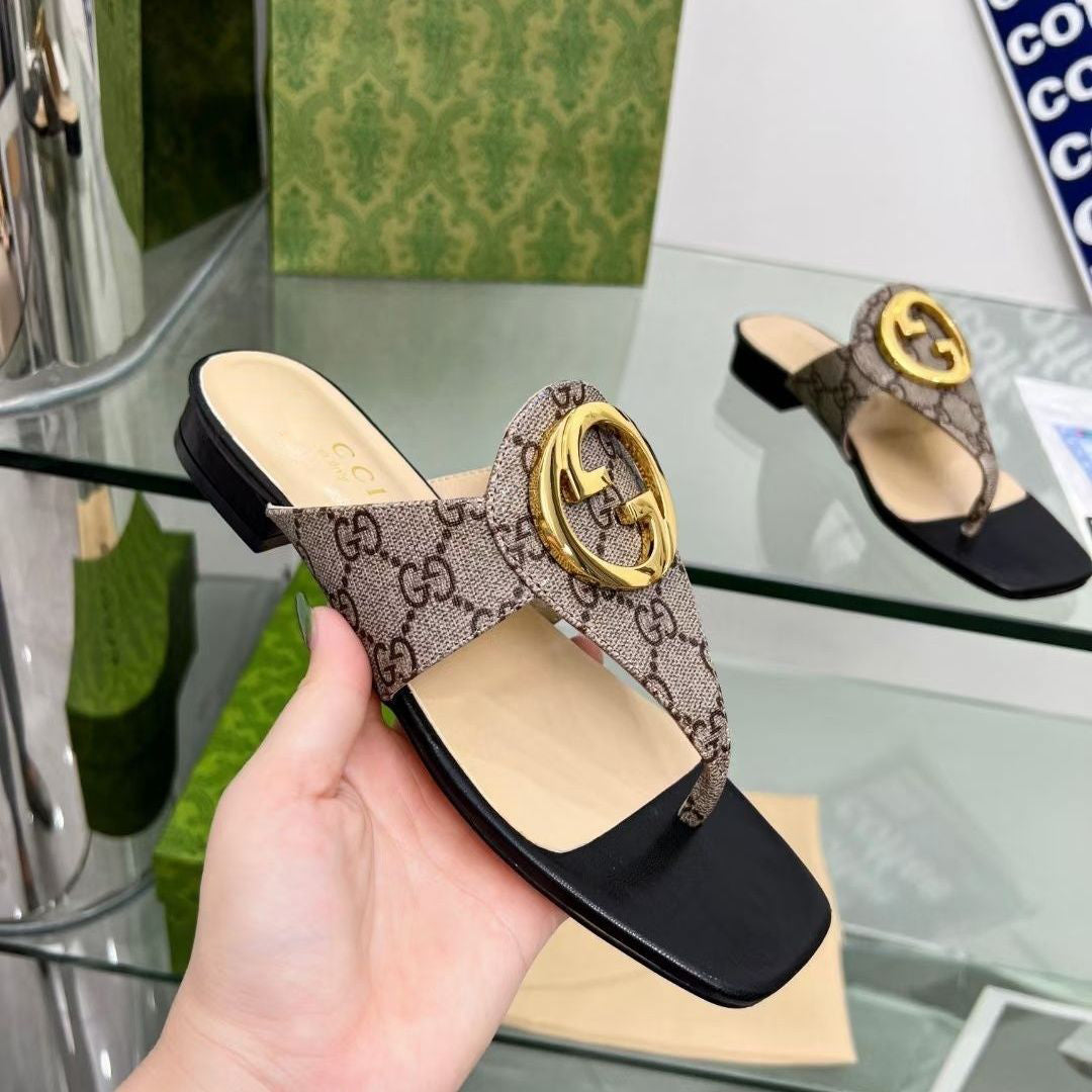 Fashion new Flip-flops square head sandals PD10062643