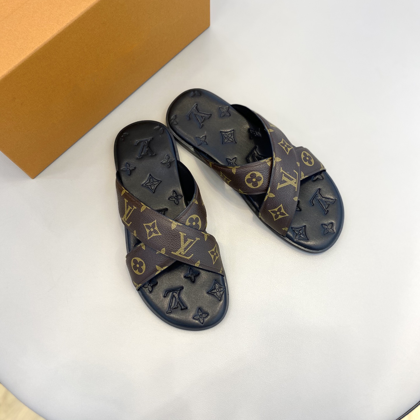 Casual trend classic men's slippers WS013