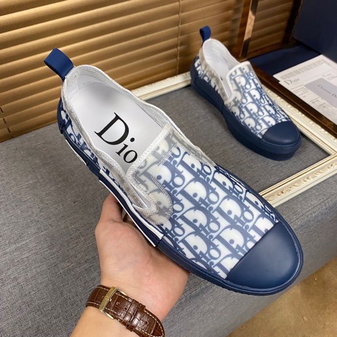 B23 Fashionable Low-top Canvas Slip Shoes ZZL070502