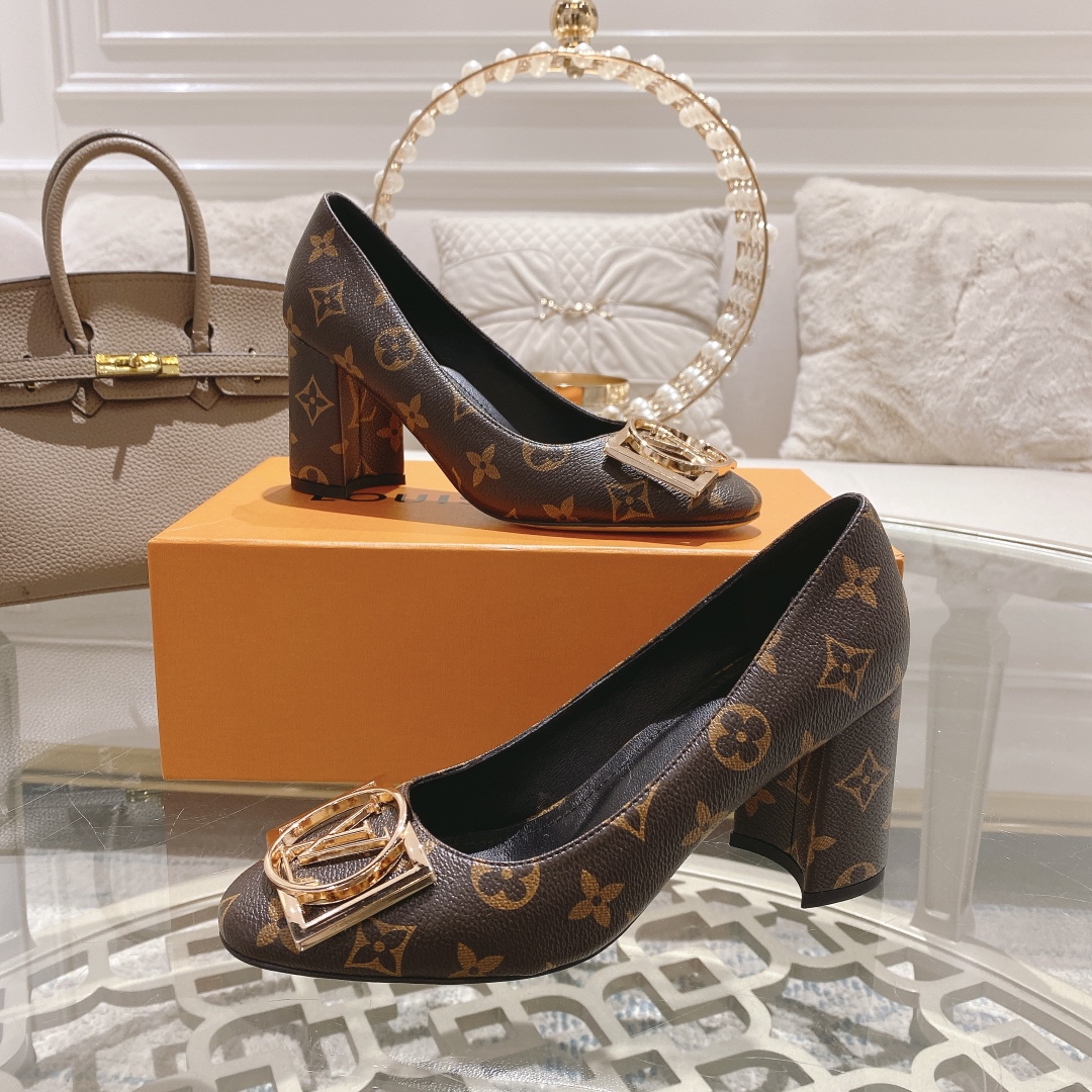 23 Ladies fashion luxury high heels XC052201