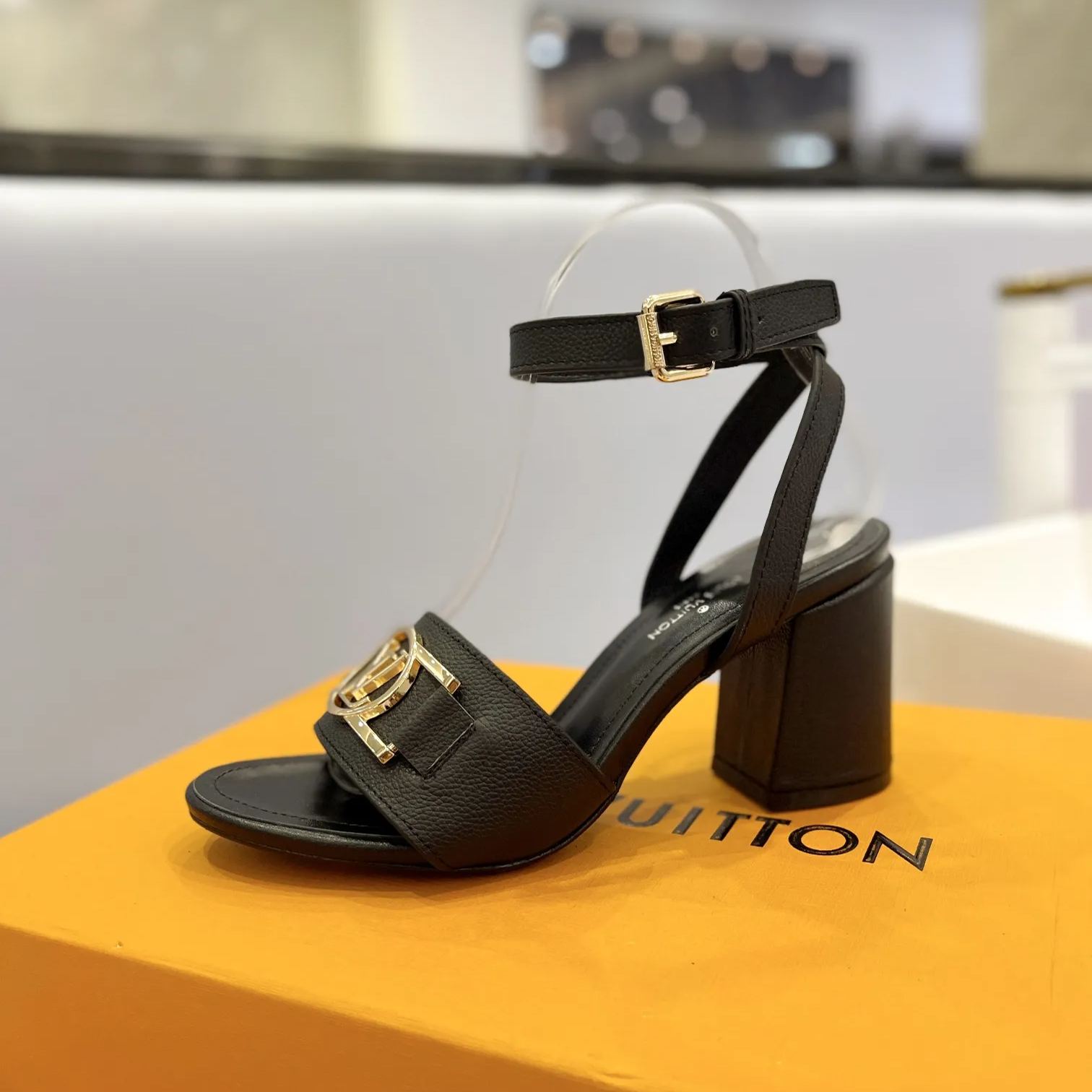 23 Ladies fashion luxury high heels XC053101
