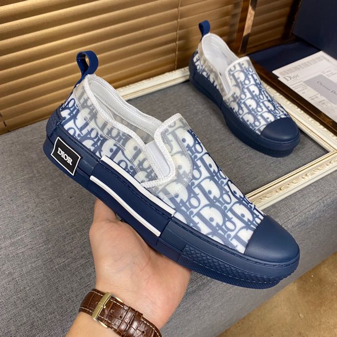 B23 Fashionable Low-top Canvas Slip Shoes ZZL070502