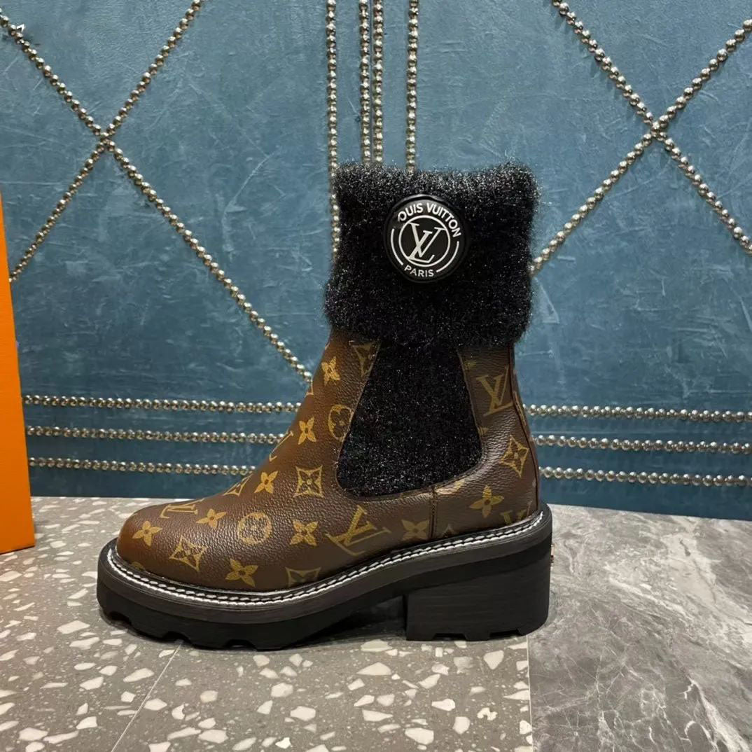 European station British style thick-heeled high-heeled women's short boots high-end leather all-match breathable water table letter fur collar women's shoes