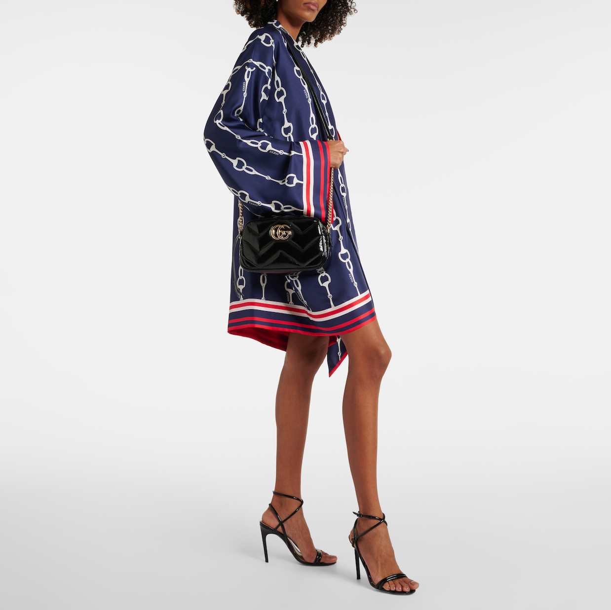 GG Marmont Mini Patent Leather Shoulder Bag P00968095