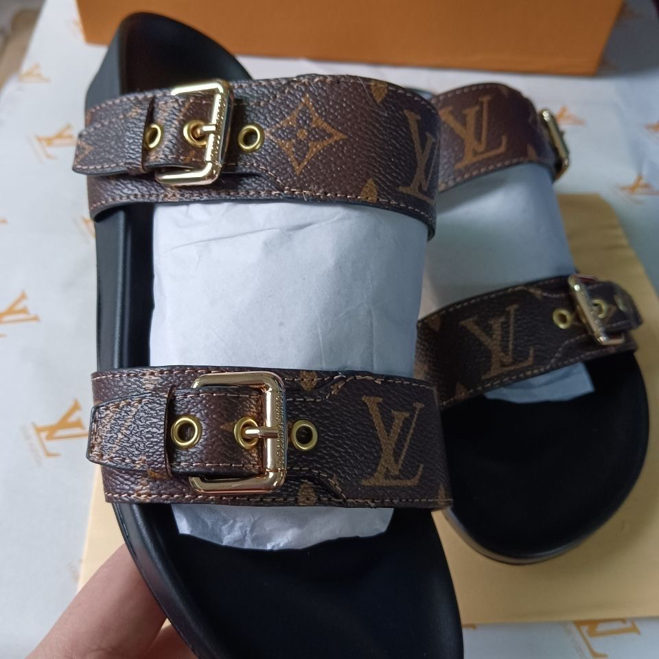 New Summer V Logo Women's Slippers
