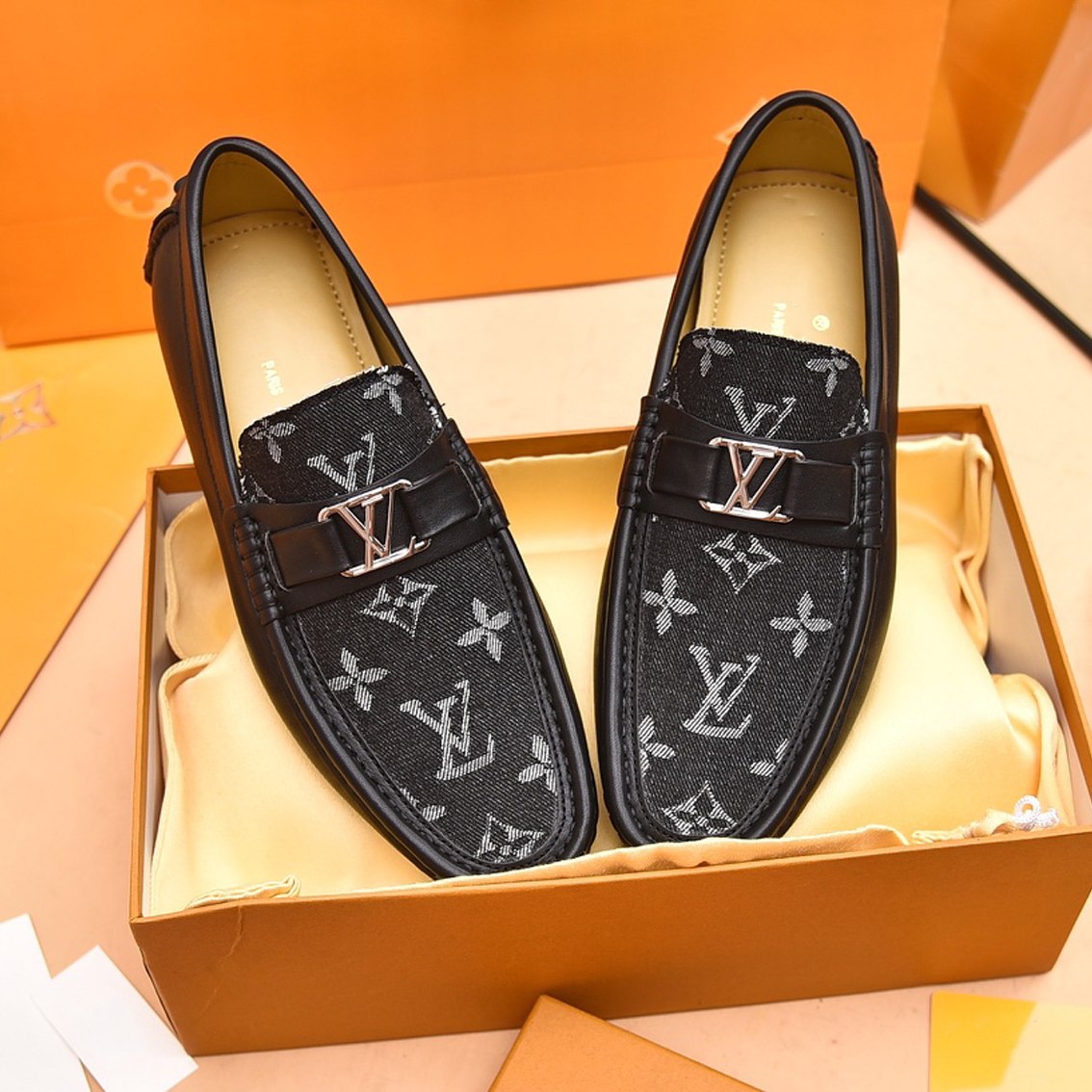 New brand classic design pattern slip-on shoes