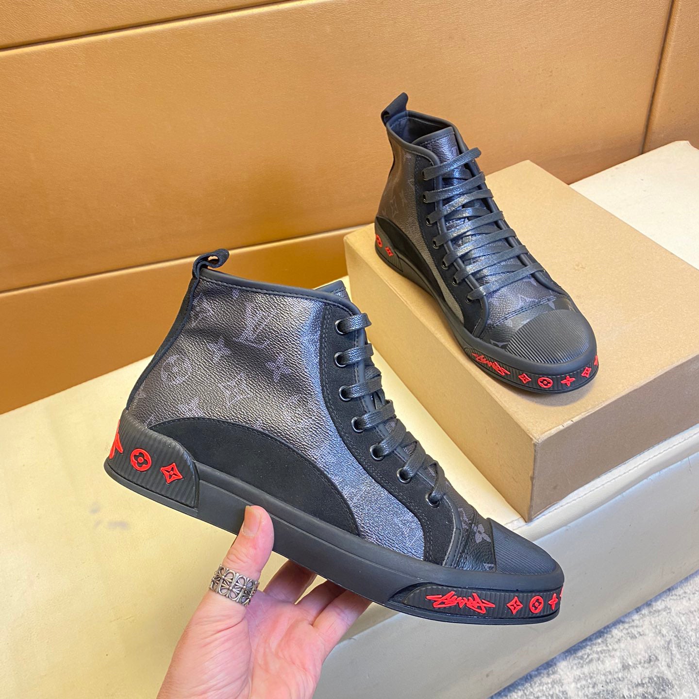New Fashion Classic Pattern Lace-Up Sports Booties