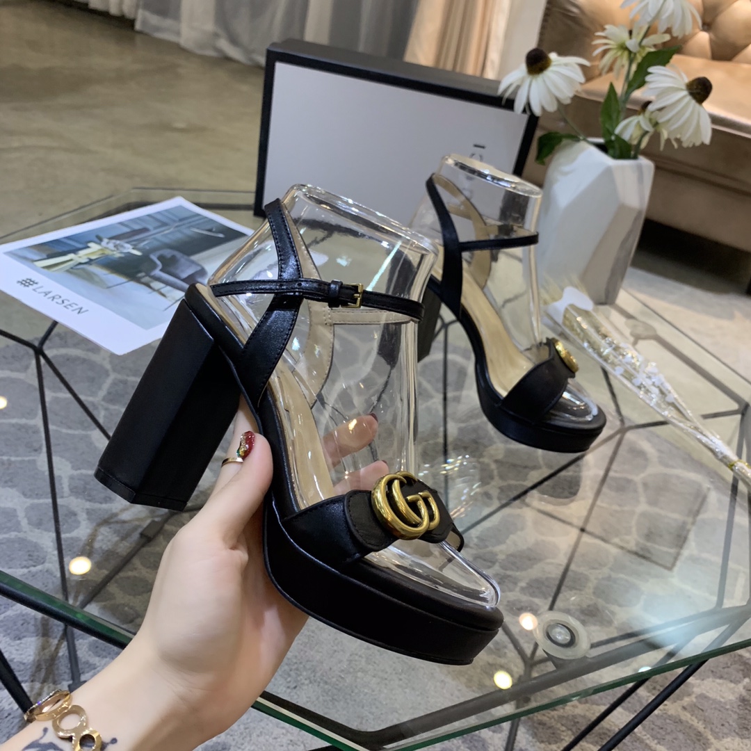 New Fashion Black Versatile Ladies Fashion Sandals XC04032410