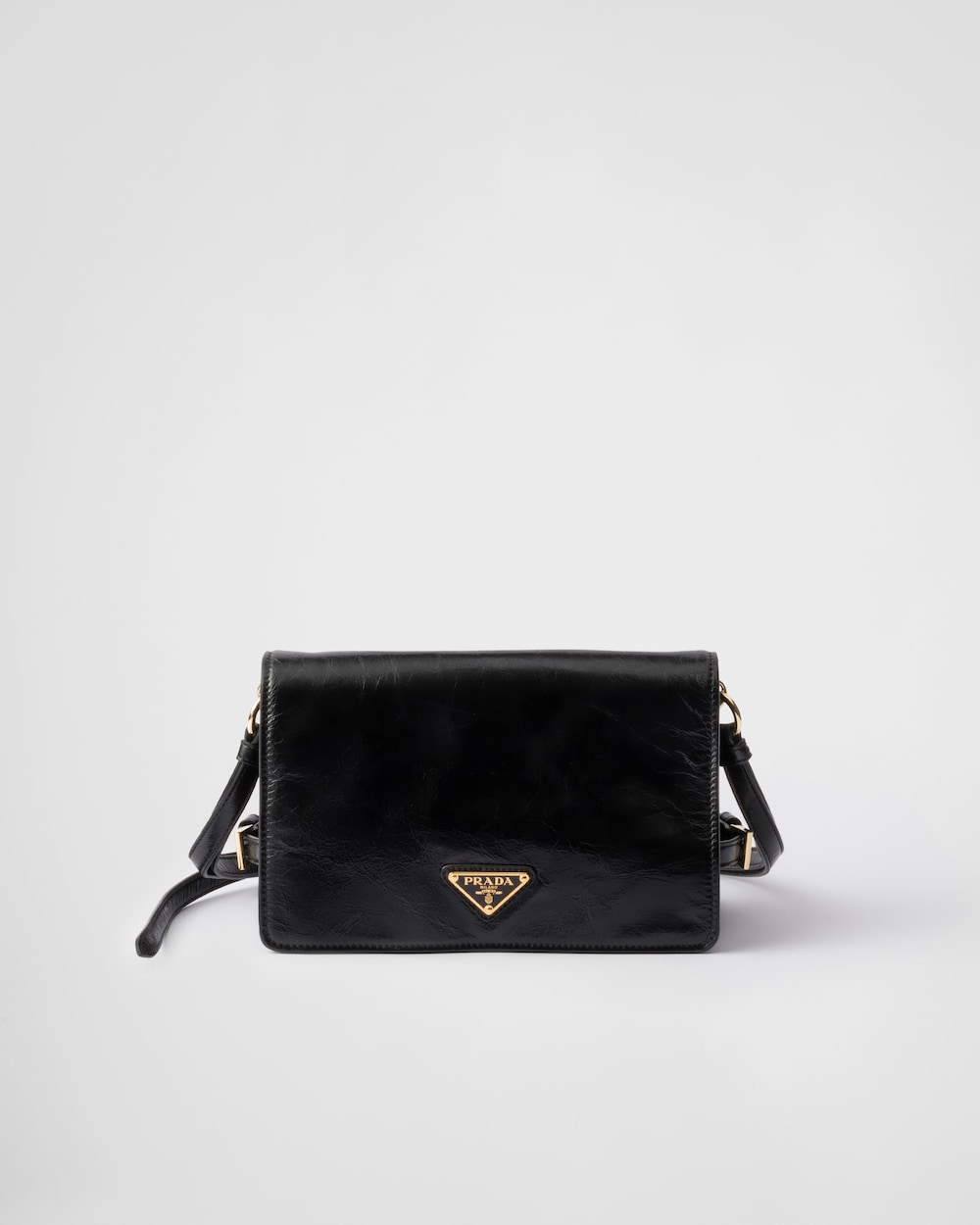Leather shoulder bag