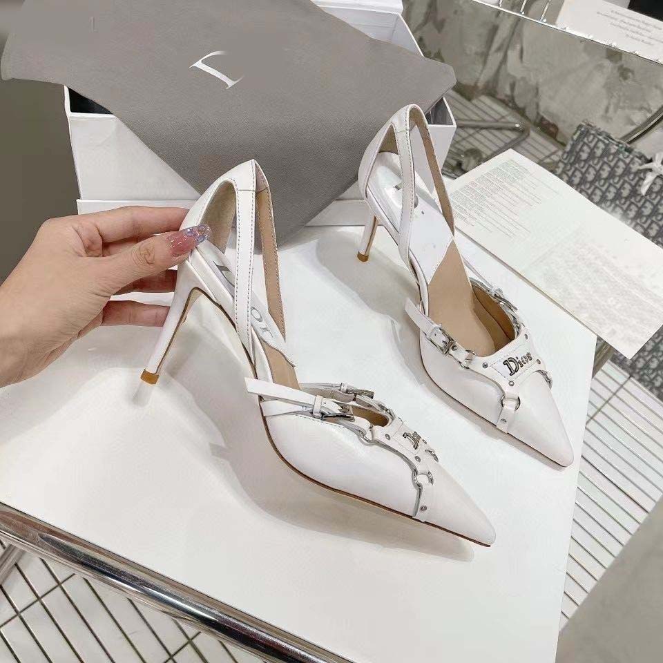 Fashion and versatile high-end high-heeled shoes