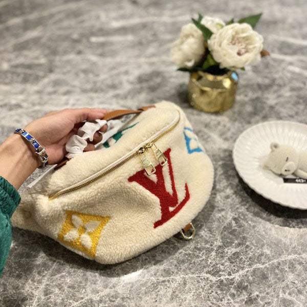 New style medieval lamb velvet waist bag chest bag Messenger bag shoulder bag retro fur color handbag casual bag