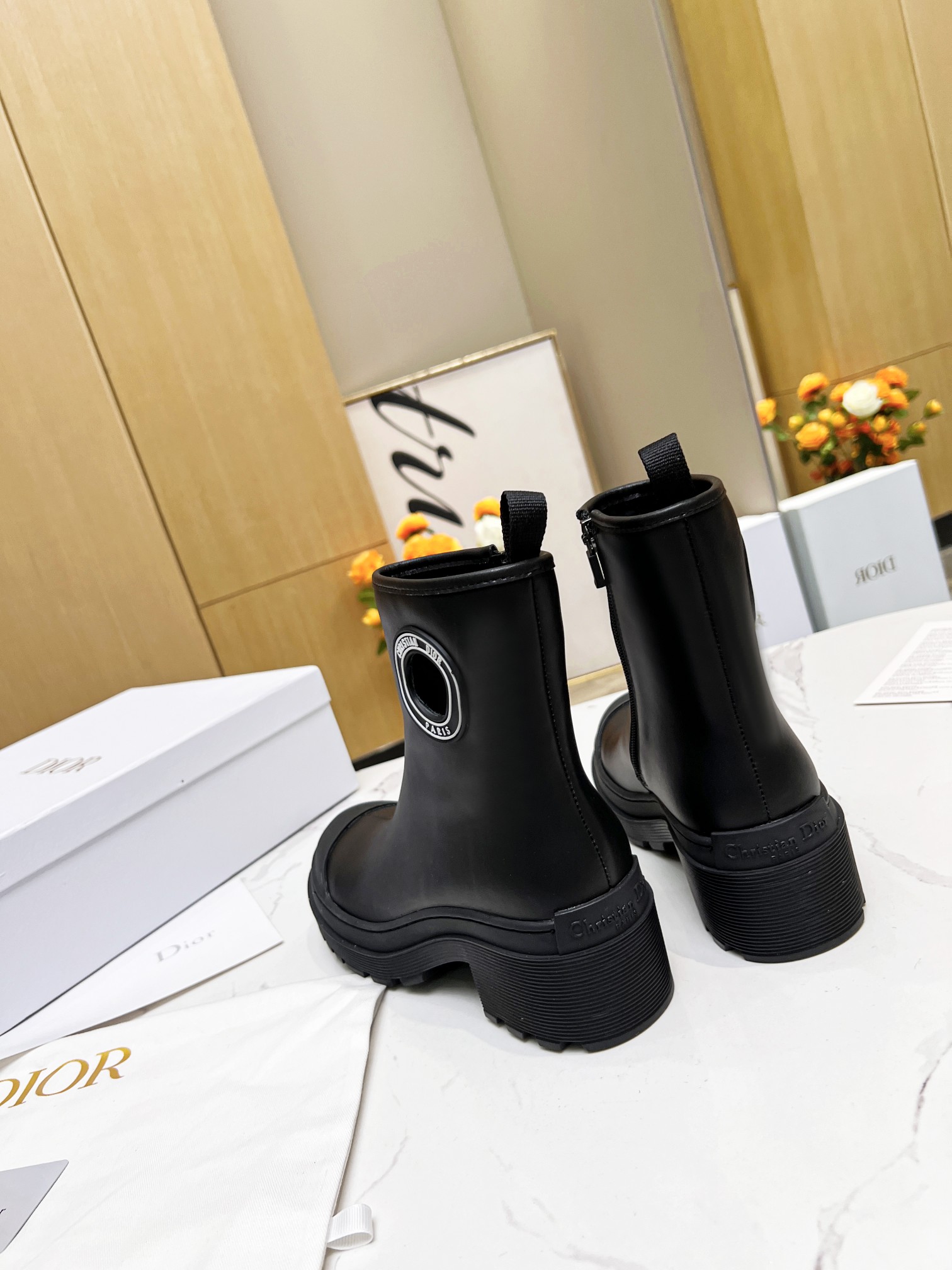 23 New D Brand Symbol Boots XC0423101304