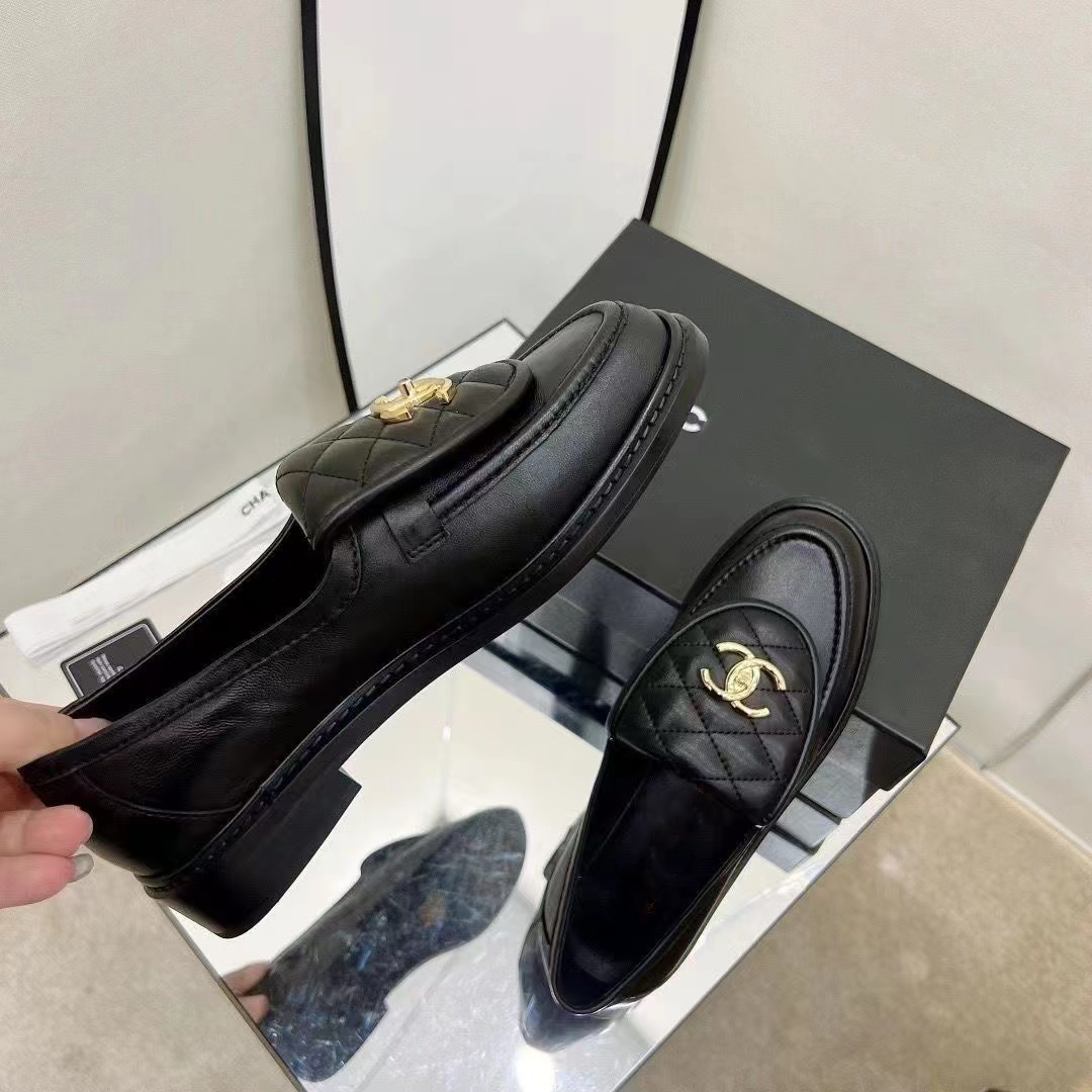 Classic Style Black CL Logo Women‘s dress shoes