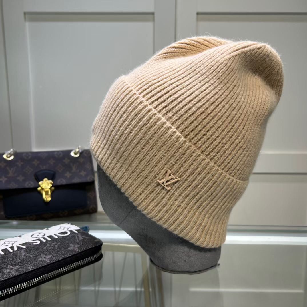Winter new product small letter Baotou knitted wool cap unisex outdoor sports thickened warm cap